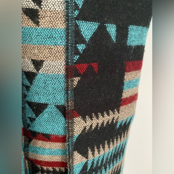 Merino Wool Native American Design Scarf or Wrap - Picture 3 of 5